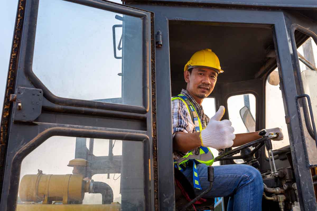 3 Places You Can Get Crane Operator Jobs