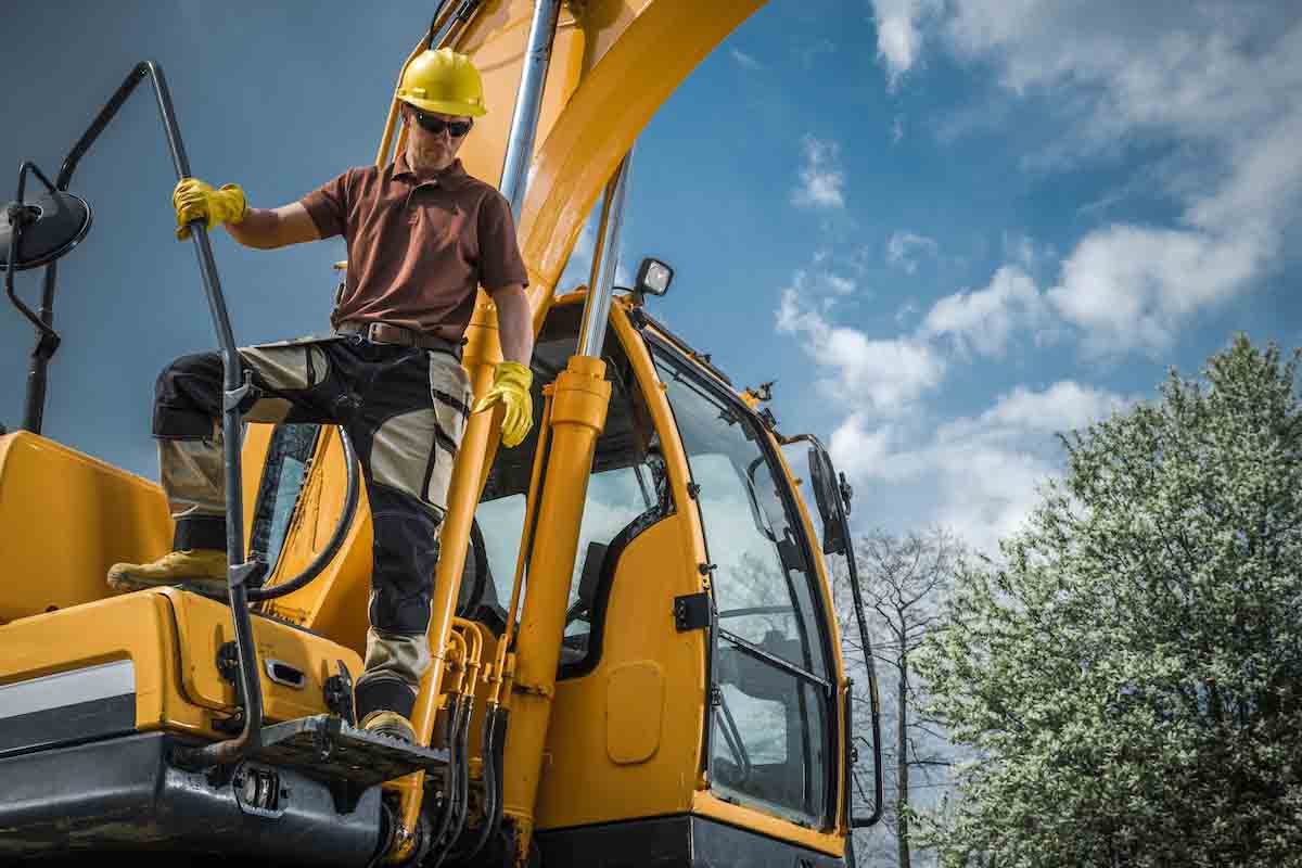 Is Operating Heavy Machinery the Right Job for Me?